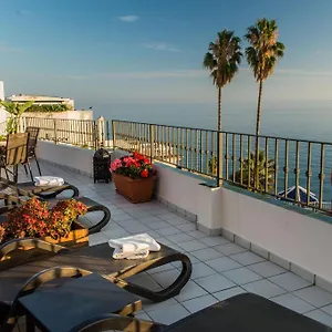 apartamentos-plaza-cavana-5-nerja.1costadelsol.com/
